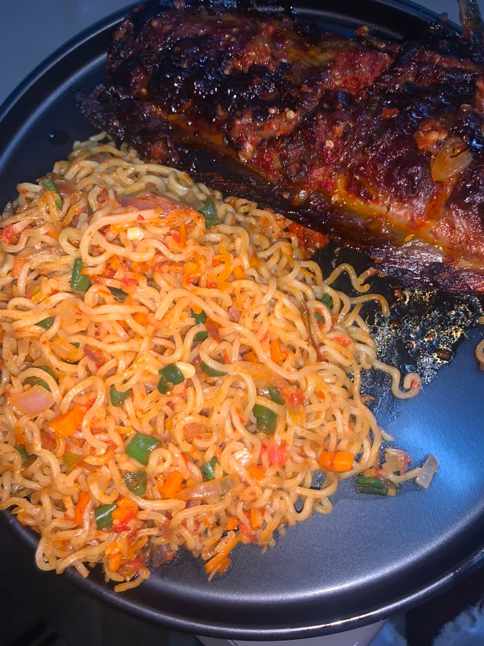 Fried noodles and turkey